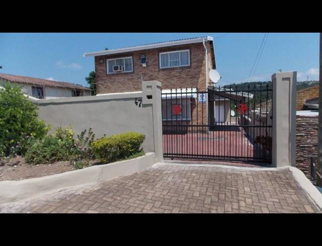 3 BEDROOM HOUSE FOR SALE IN SHALLCROSS